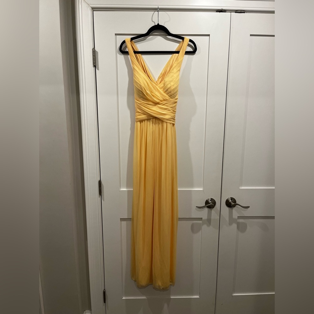 David’s Bridal Yellow V-Neck Floor-Length Bridesmaid Dress Size 8